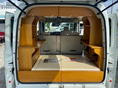 Nissan Clipper Rio