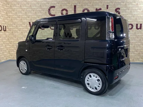 Suzuki Spacia