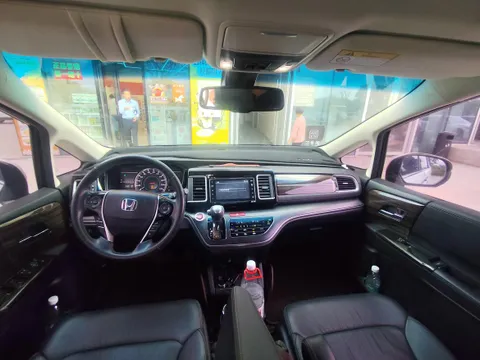 Honda Elysion