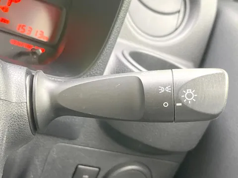 Daihatsu Mira Tocot