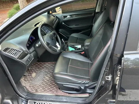 Zotye Z360