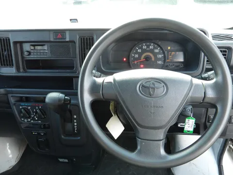 Toyota Pixis Van