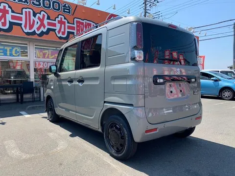 Suzuki Spacia Base