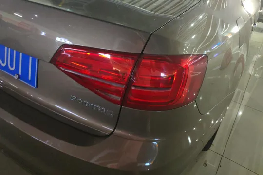 Volkswagen Sagitar
