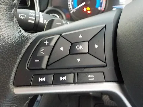 Mitsubishi eK X