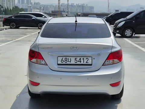 Hyundai Accent