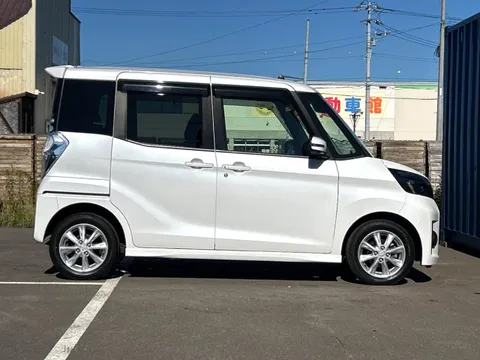 Mitsubishi eK Space Custom
