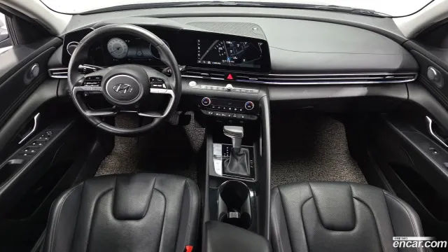 Hyundai Elantra (Avante)