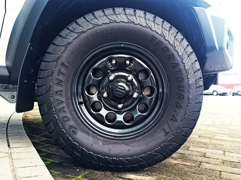 Suzuki Jimny Sierra