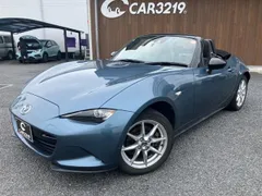 Mazda MX-5 (Roadster)