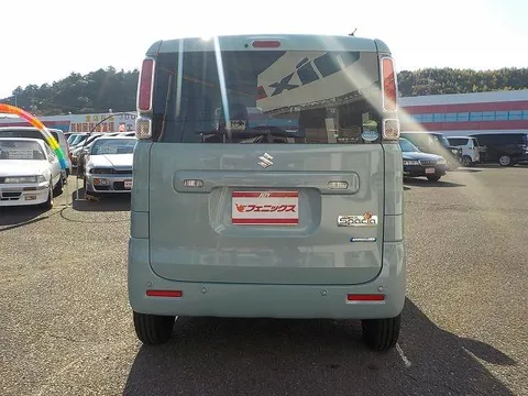 Suzuki Spacia