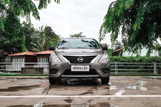 Nissan Sunny