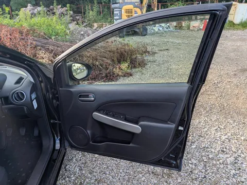 Mazda Mazda2 (Demio)