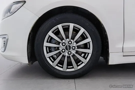 Lincoln MKZ