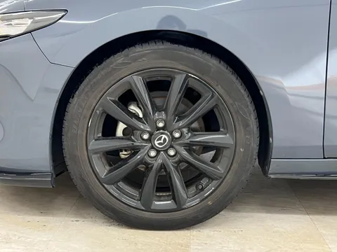 Mazda MAZDA3 Fastback