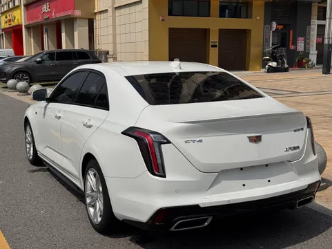 Cadillac CT4