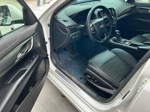 Cadillac ATS-L