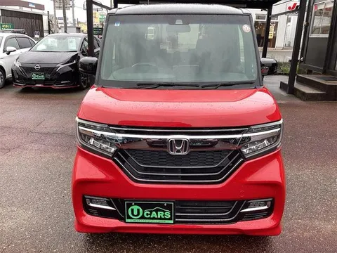 Honda N-BOX Custom