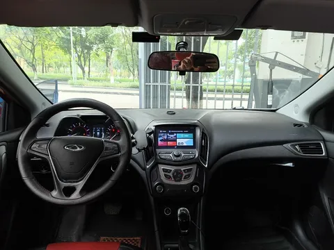 Chery Arrizo 5