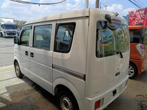 Nissan Clipper