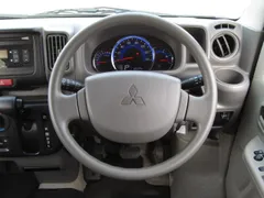 Mitsubishi Minicab Van