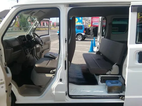 Nissan Clipper