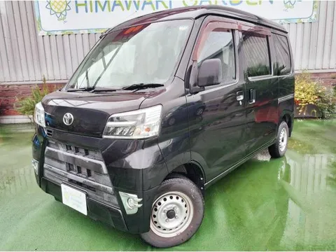 Toyota Pixis Van