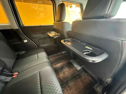 Suzuki Spacia Custom