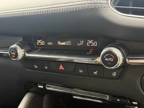 Mazda MAZDA3 Fastback
