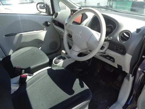 Mitsubishi I