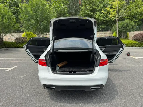 Jaguar XFL