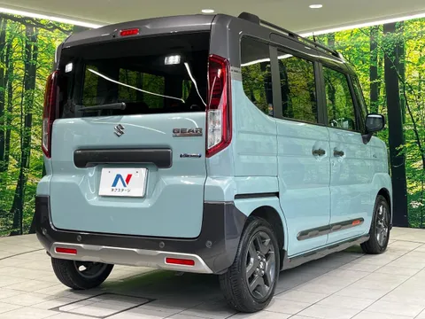 Suzuki Spacia Gear