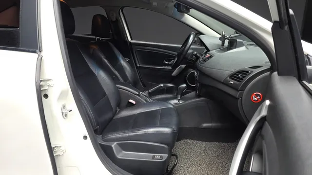 Renault SM3