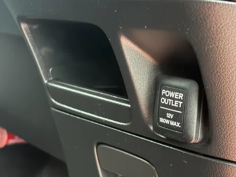 Honda N-BOX Plus