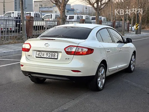 Renault SM3