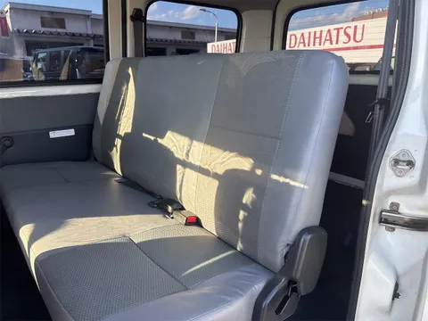 Toyota TownAce Van