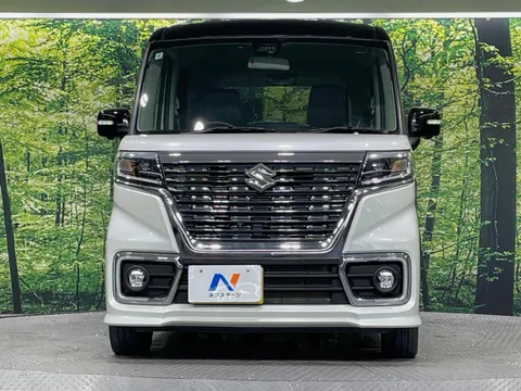 Suzuki Spacia Custom