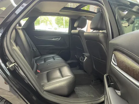 Cadillac XTS
