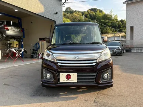 Suzuki Spacia Custom