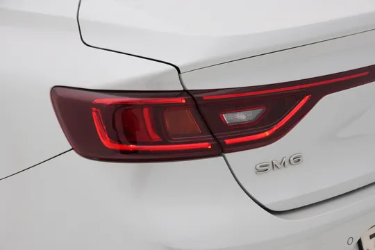 Renault Talisman (SM6)