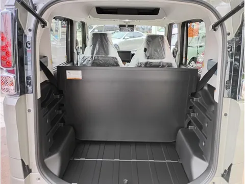 Suzuki Spacia Base