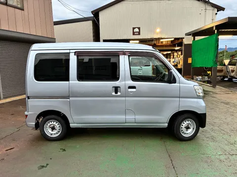 Daihatsu Hijet Cargo