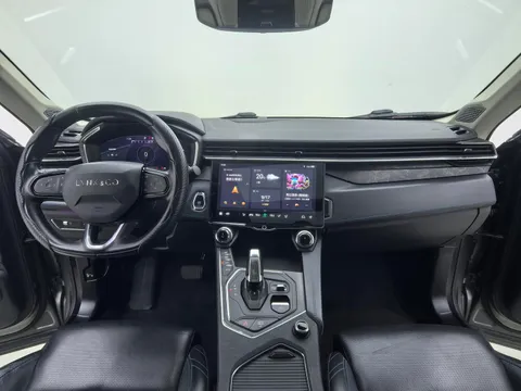 Lynk & Co 05
