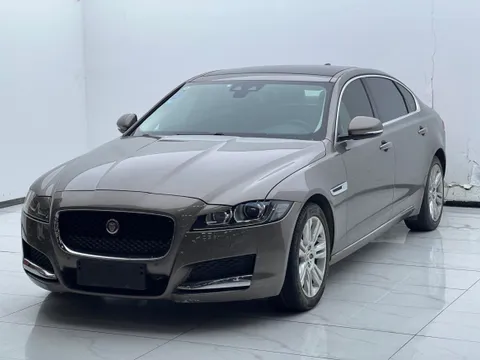 Jaguar XFL