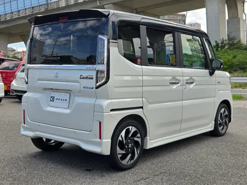 Suzuki Spacia Custom