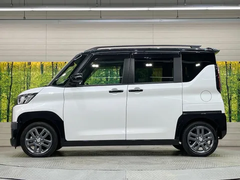 Mitsubishi Delica Mini