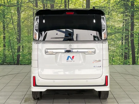 Suzuki Spacia Custom