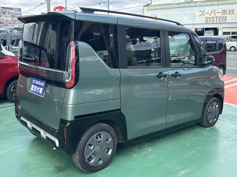 Mitsubishi Delica Mini