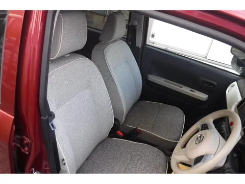 Daihatsu Mira Tocot