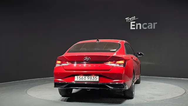 Hyundai Elantra (Avante)